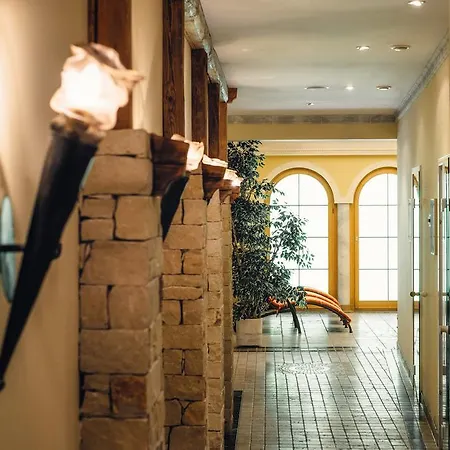 Wellnesshotel Engadin 3* Samnaun
